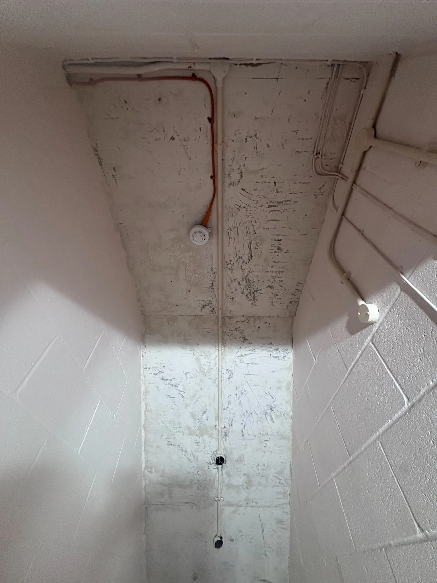 Licensed asbestos gasket removal in a Plaistow commercial property
